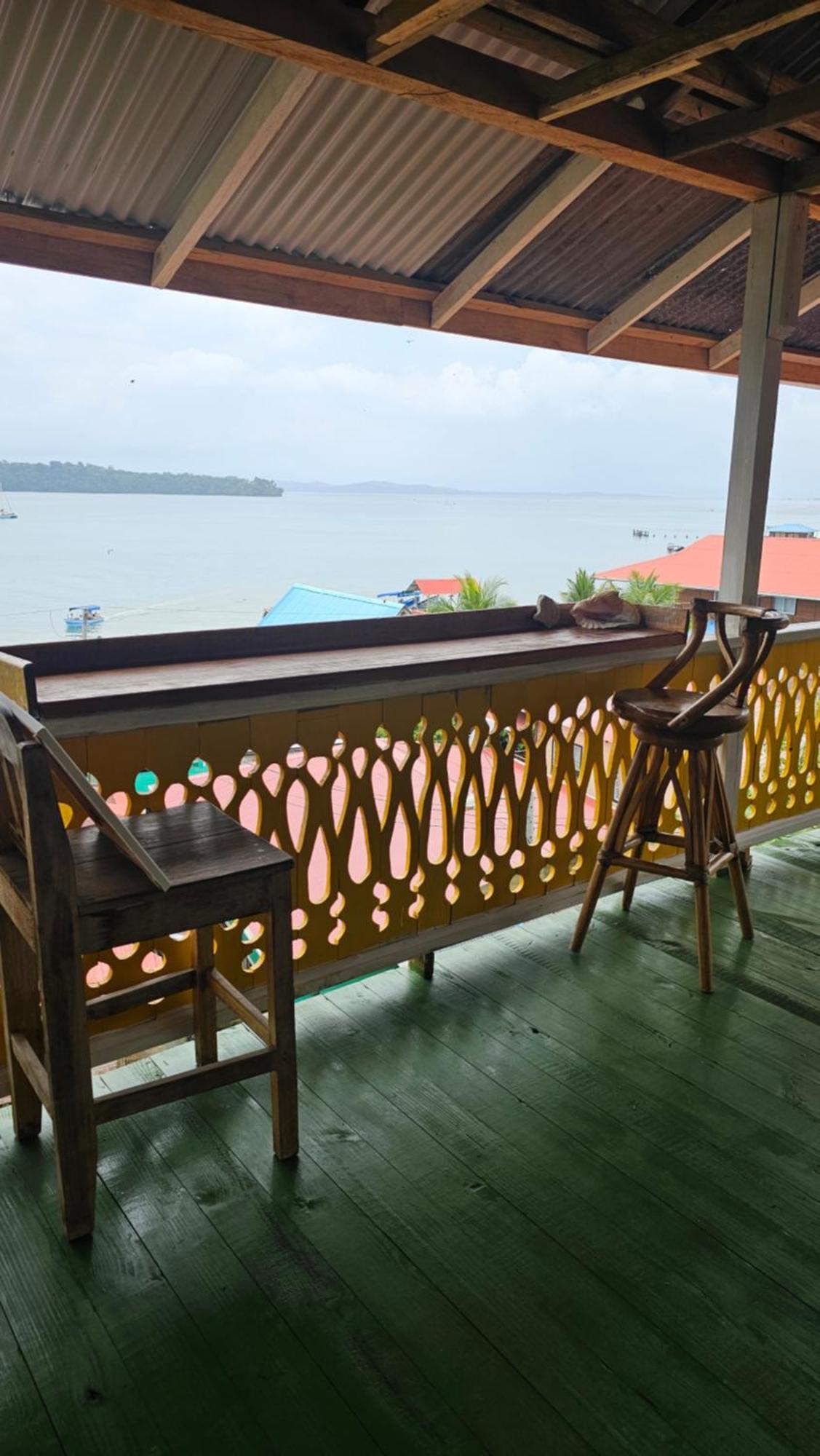 Bastimentos Hill Guest House Bocas Town Kültér fotó