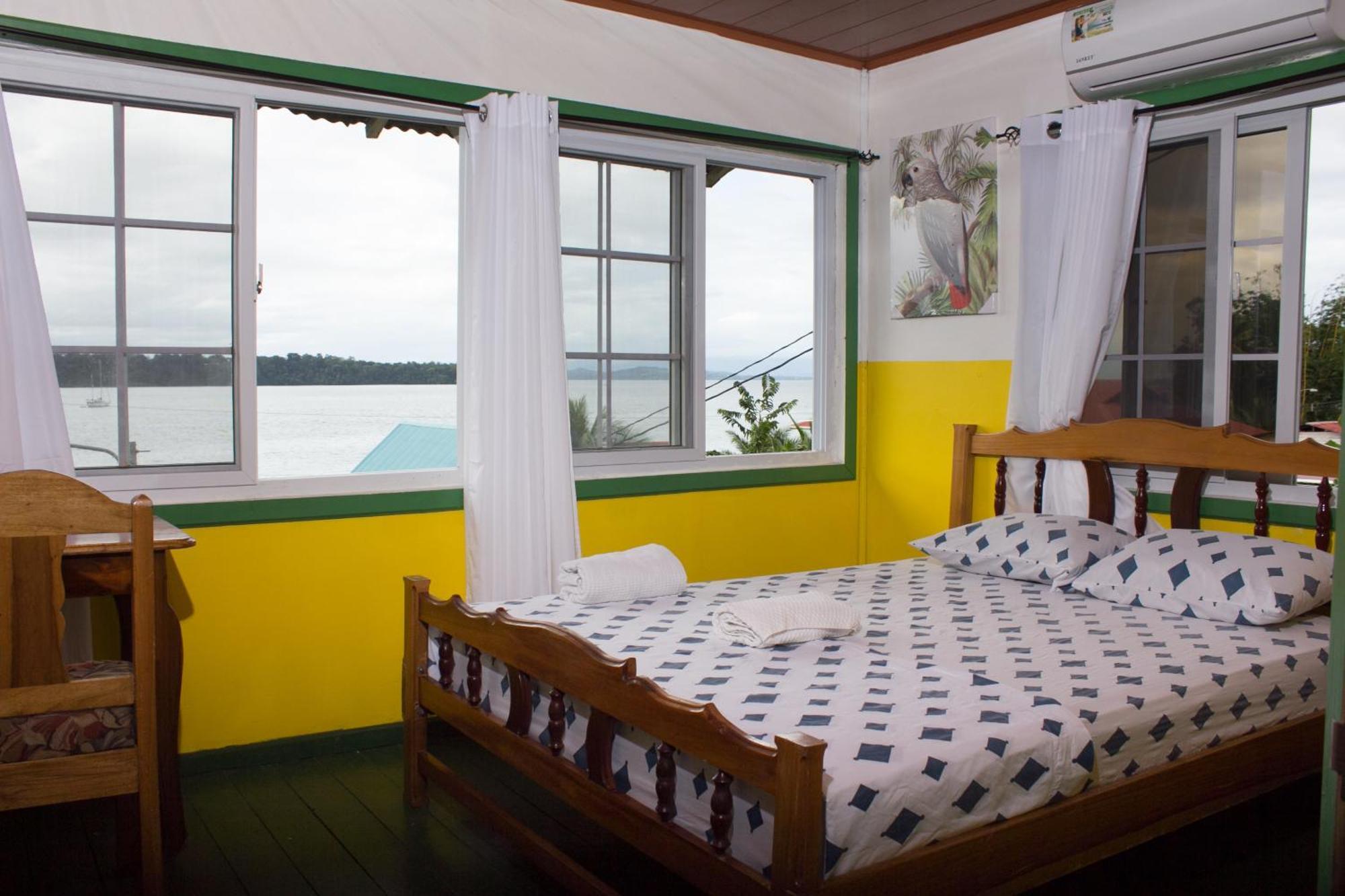 Bastimentos Hill Guest House Bocas Town Szoba fotó